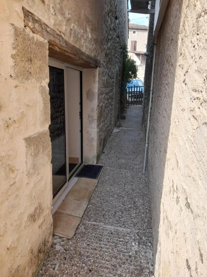 Gite De La Tour Montcuq Εξωτερικό φωτογραφία